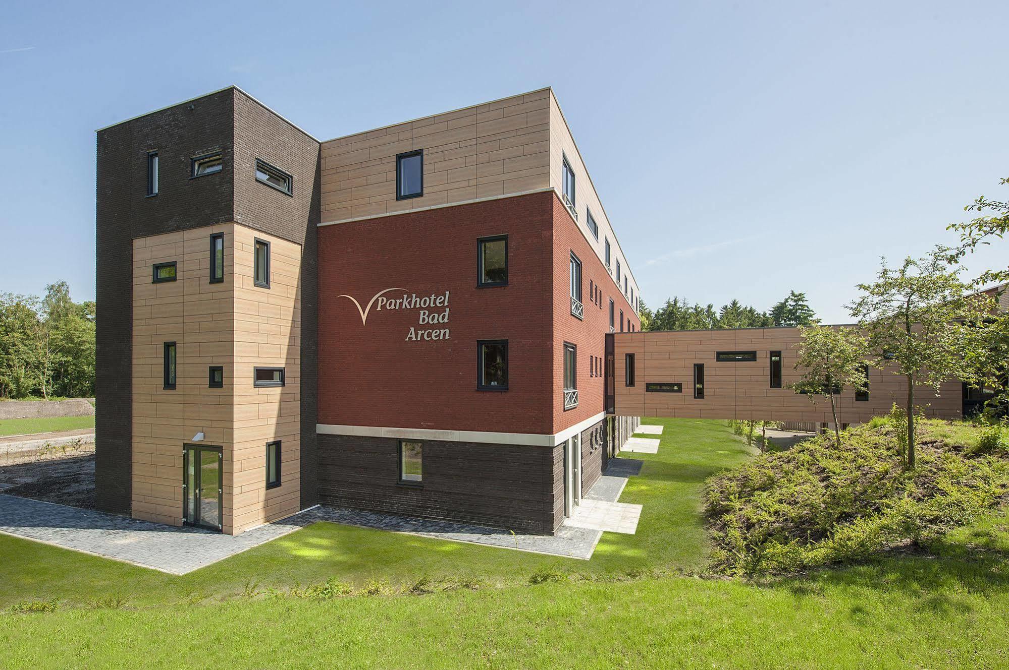 Roompot Parkhotel Bad Arcen Broekhuizenvorst Exterior photo